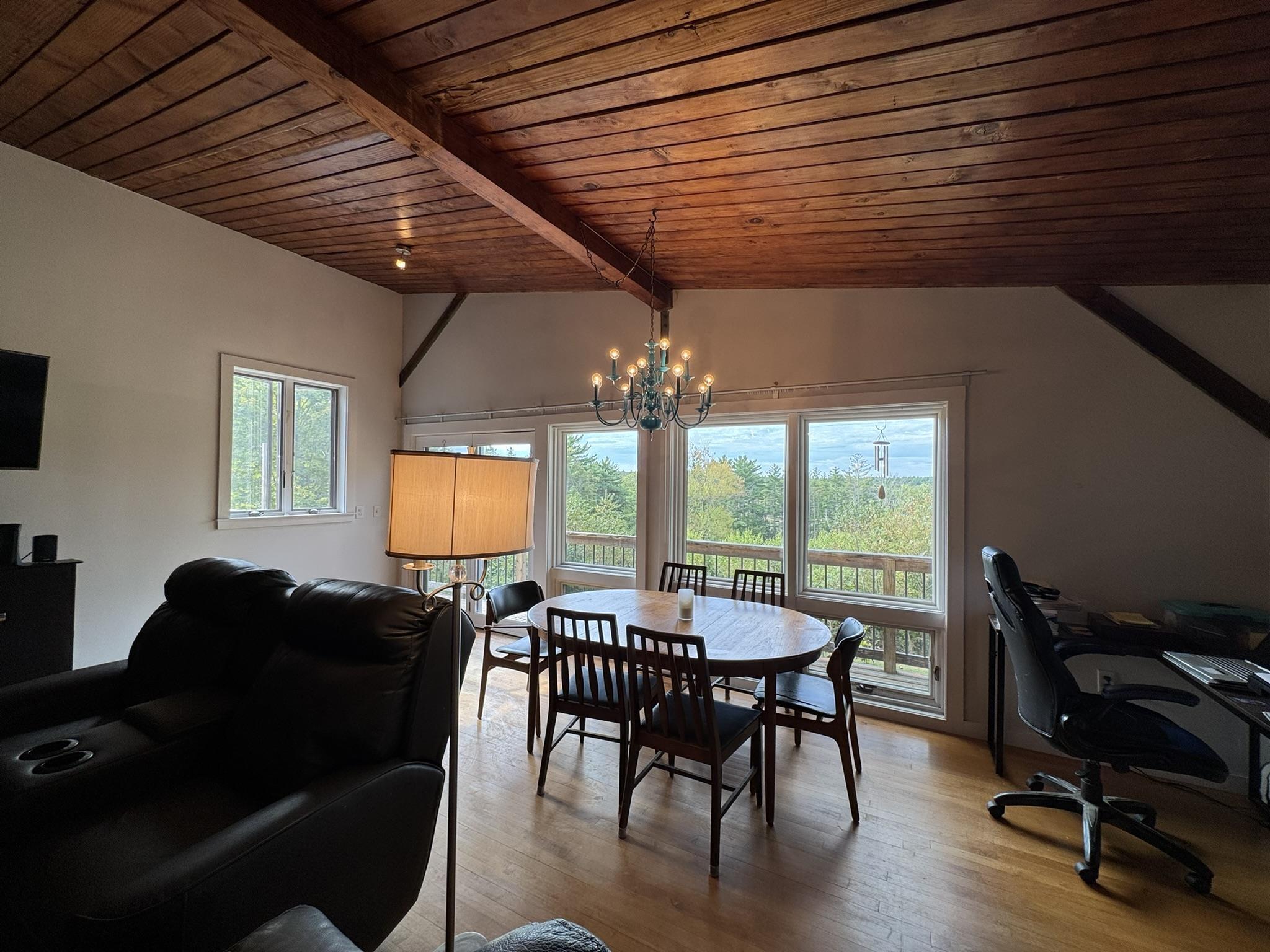 Image 3: Dining Area View Image 3: Dining Area View