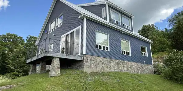 884 Palmer Hill Road