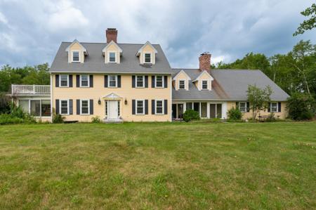 93 Richardson Road