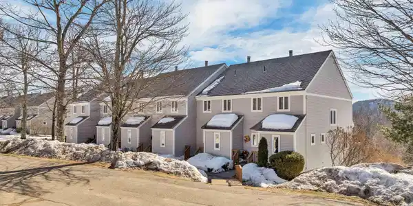 8 Partridge Woods Road