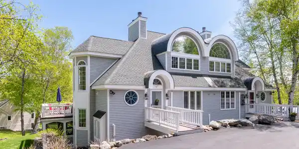 21 Hawk Ridge Road