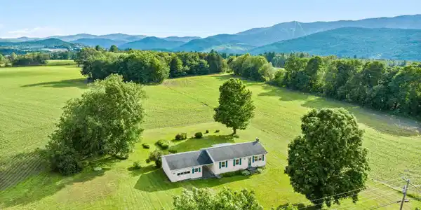 2480 East Warren Road