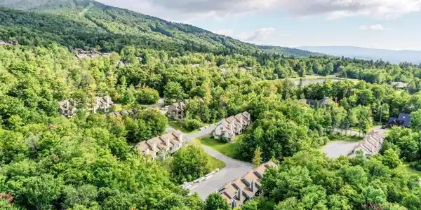Image 3: Mountain Brook complex - Aerial view 2