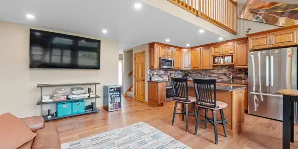 23 Jack O' Lantern Drive
