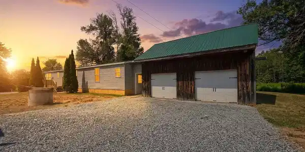 427 Dewing Road
