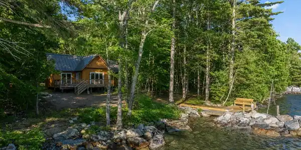 116 Big Barndoor Island
