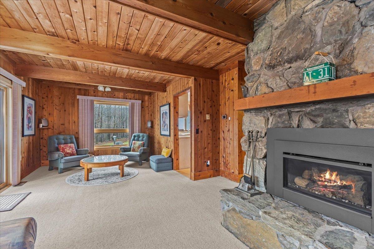 Image 3: Living Room Image 3: Living Room