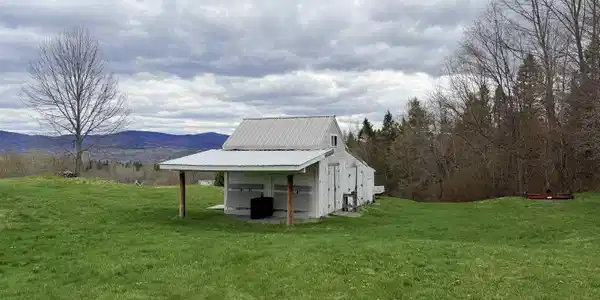 712 Reed Road
