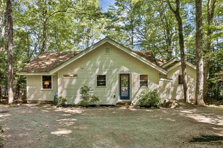 33 Museum Shores Road