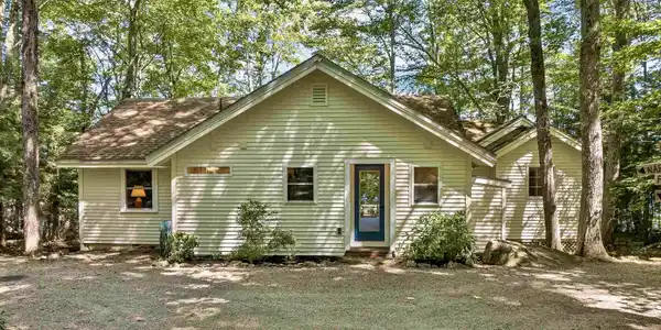 33 Museum Shores Road