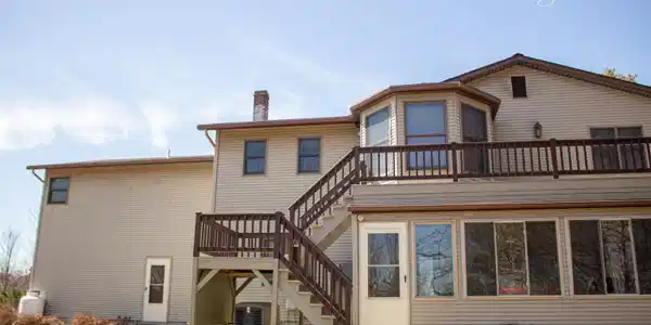 Image 3: Rear Left View