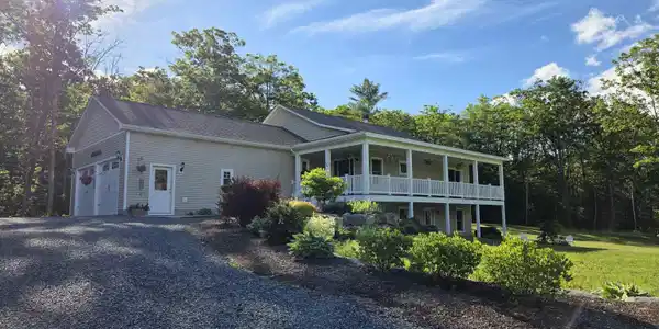 446 Edgemont Road
