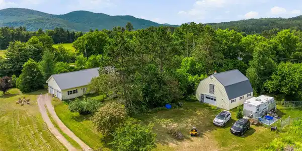 11 Mountain View Road