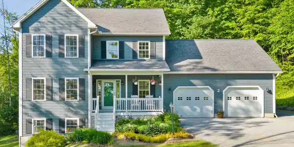 2 Hawthorne Road