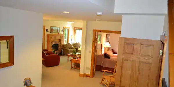 Image 3: Enterance
