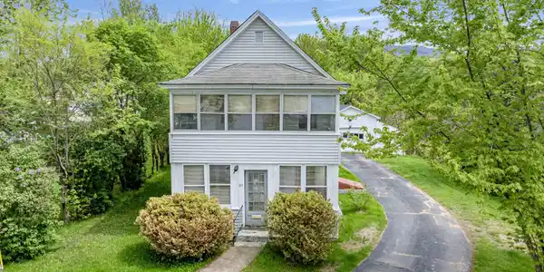 25 Eames Street