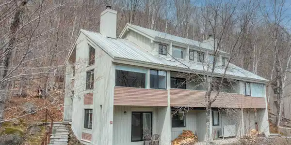 8 Highwood Road