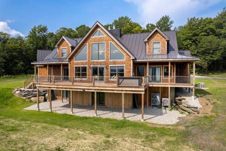 699 Old Maple Lane