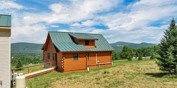 72 Hilltop Road