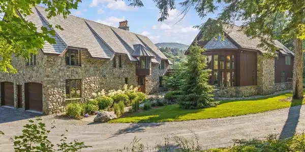 71 Sterling Ridge Road
