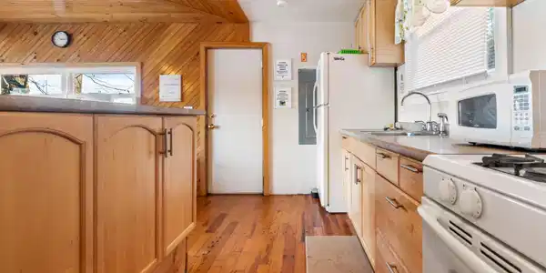 Image 4 Image 4