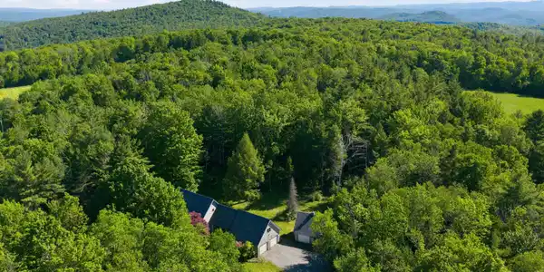 1572 Skyline Drive