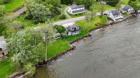 638 Bay Road
