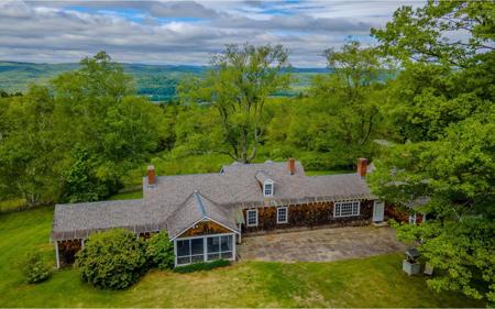 4 & 17 Sargent Hill Lane