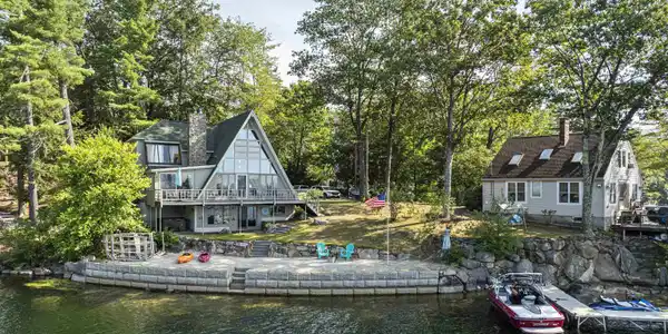 16 Loon Island Lane