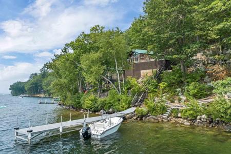 178 Rattlesnake Island