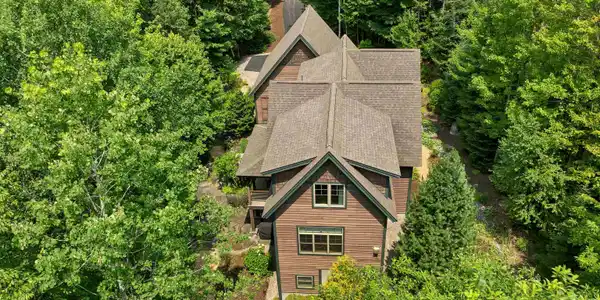 42 Cascade Ridge Road