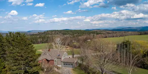 238 Greenbanks Hollow Road