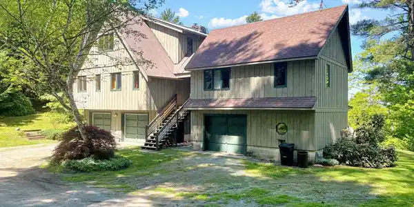 847 Coppermine Road