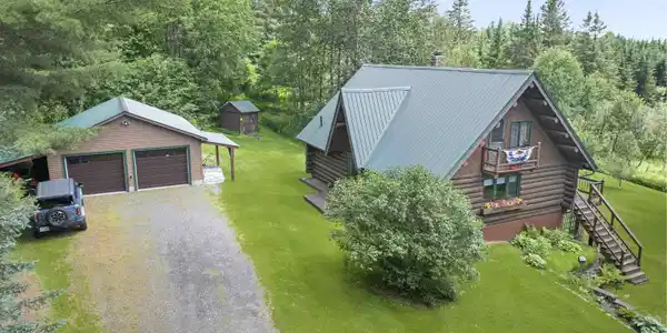 226 East Colebrook Road