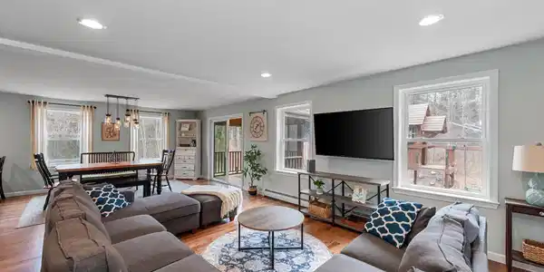 113 Morse Road