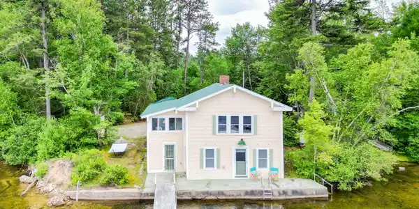 87 Yandolino Drive