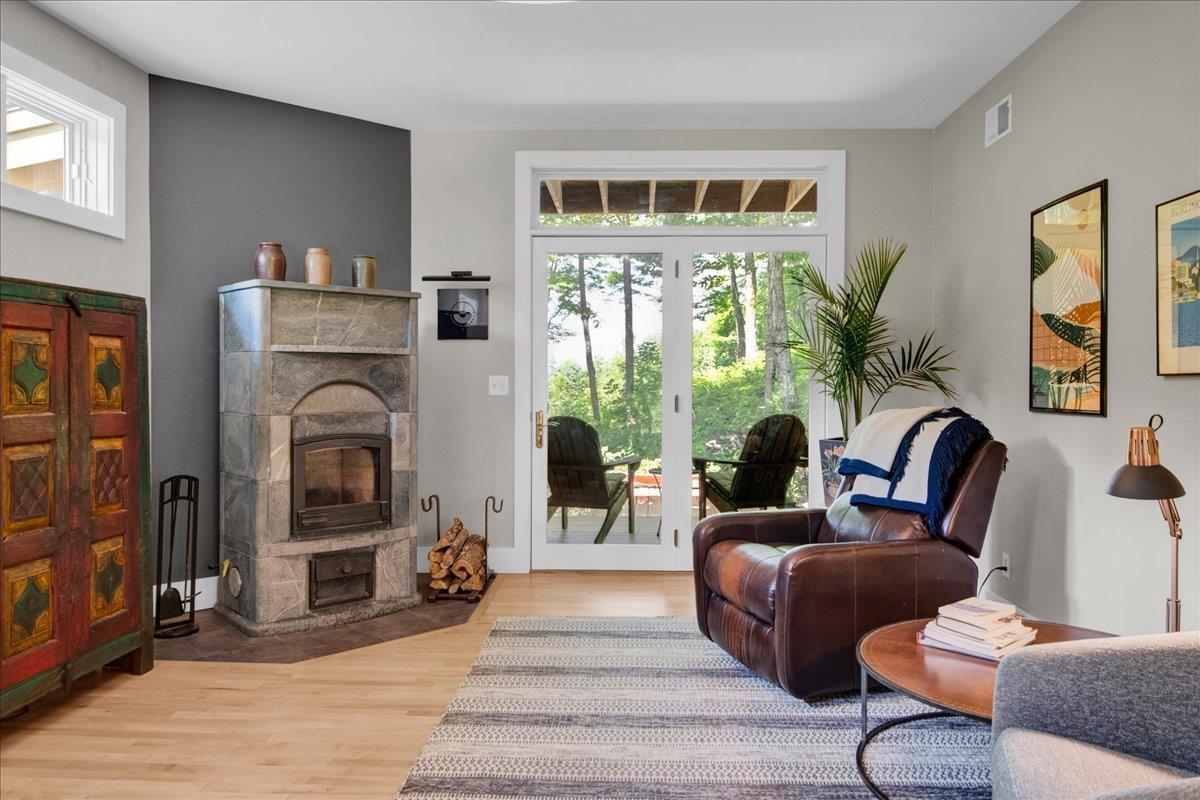Image 3: Living Room Image 3: Living Room