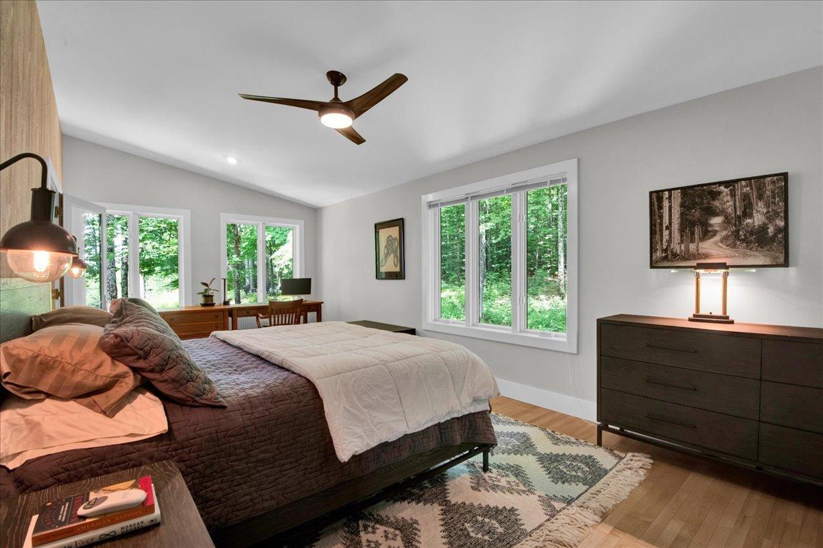 Image 4: Bedroom Image 4: Bedroom
