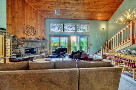 28C Greenspring Road