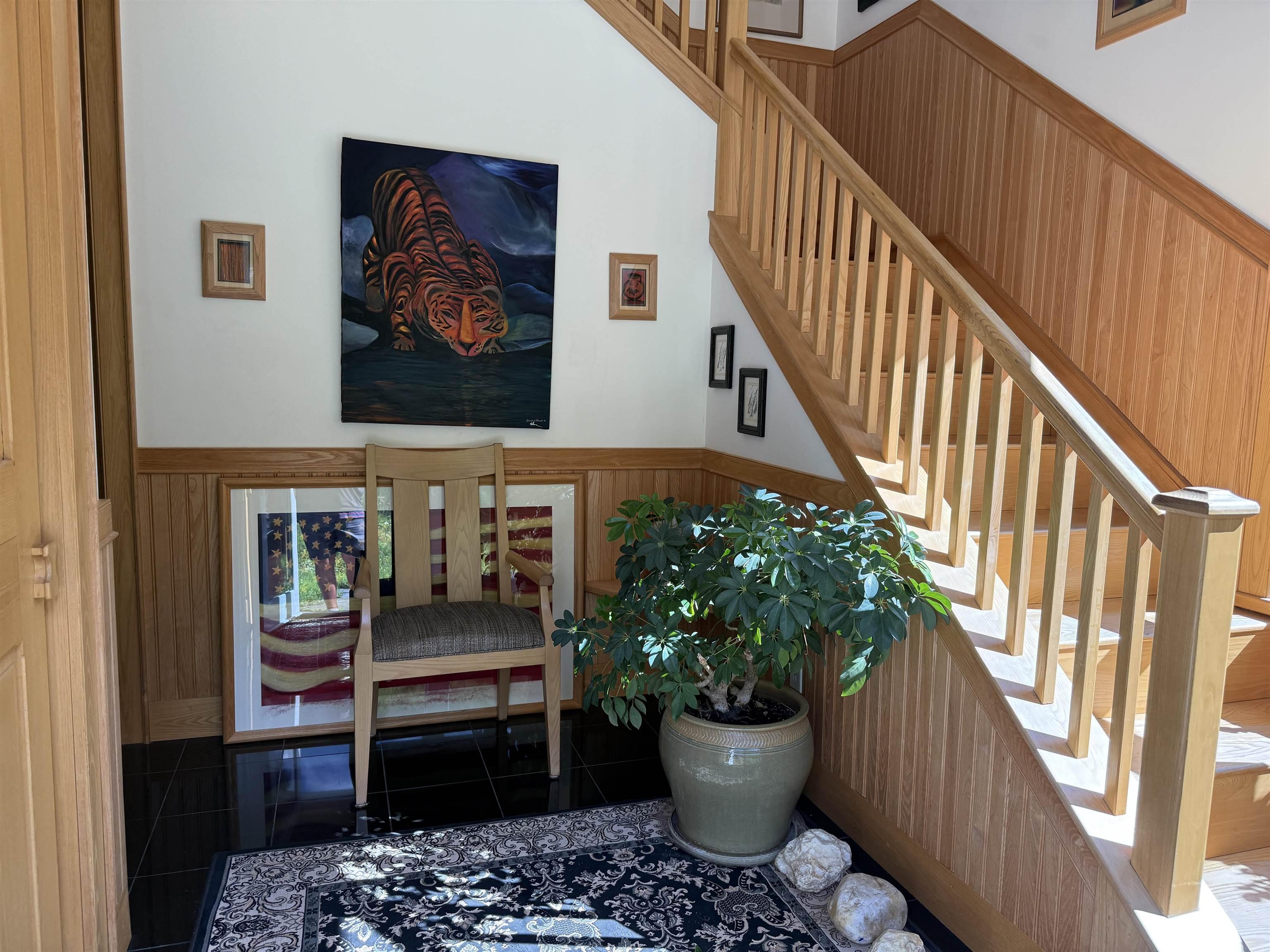 Image 4: ENTRY Image 4: ENTRY
