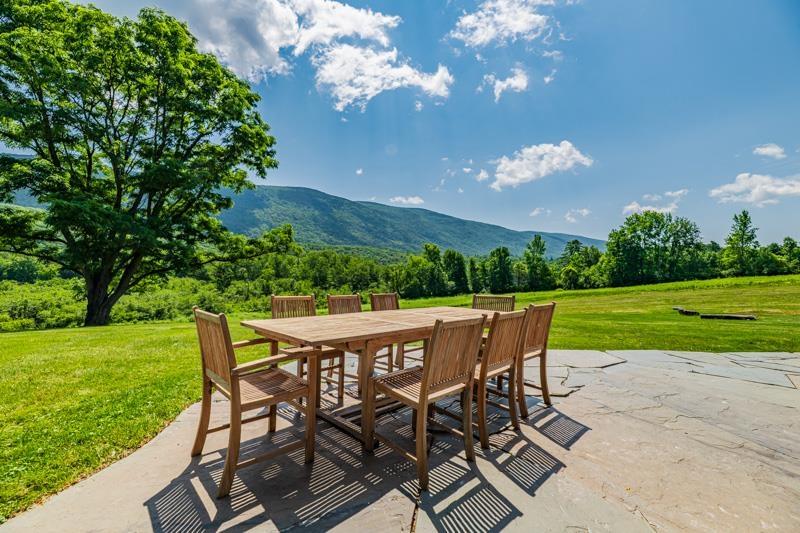 Image 2: Stone Patio with View Image 2: Stone Patio with View