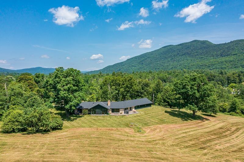 Image 3: Contemporary Home on 43 Acres Image 3: Contemporary Home on 43 Acres