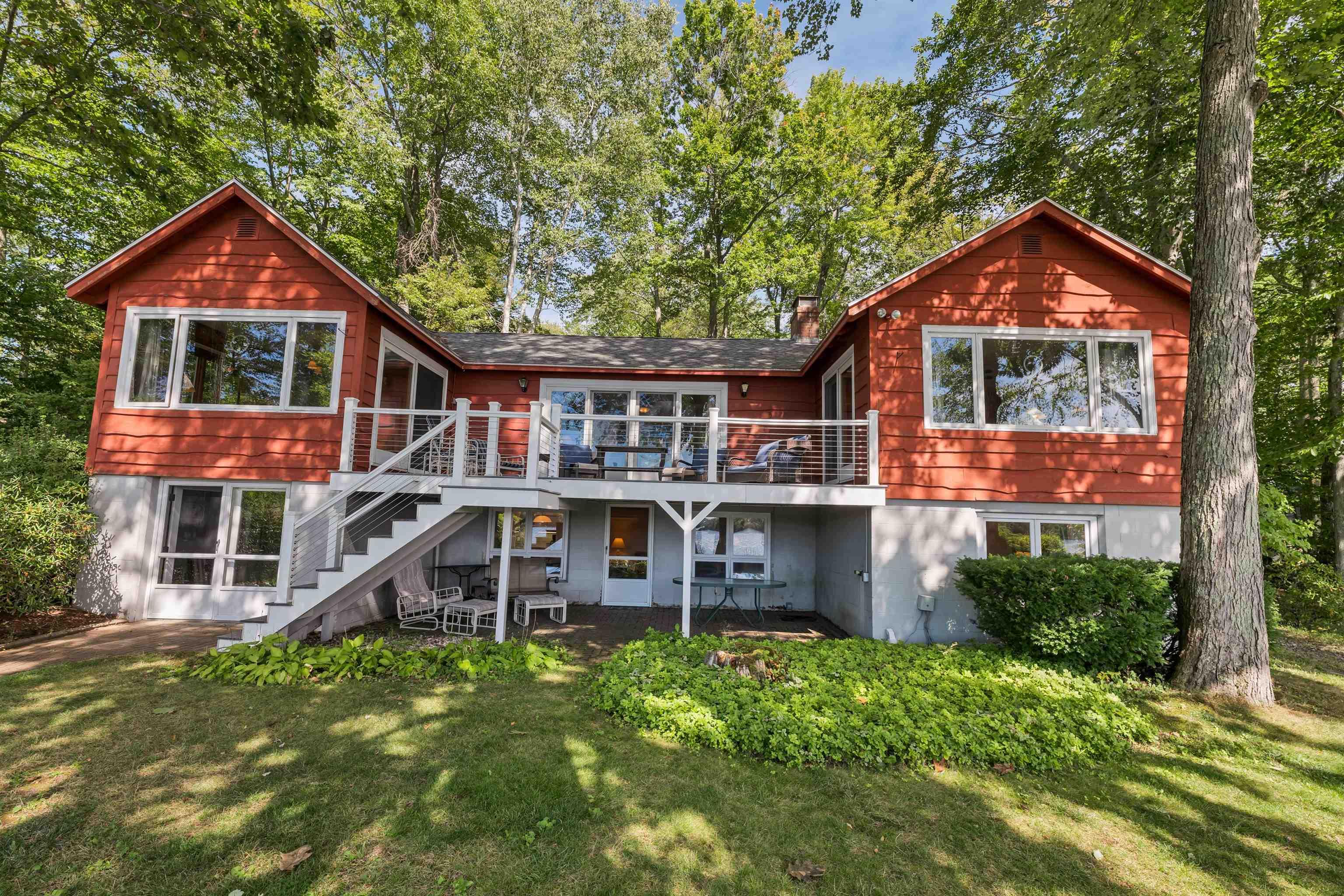 Image 3: Main house