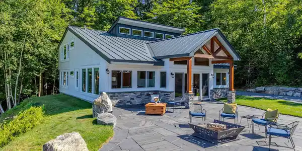 Image 2: 979 Andover Ridge Road