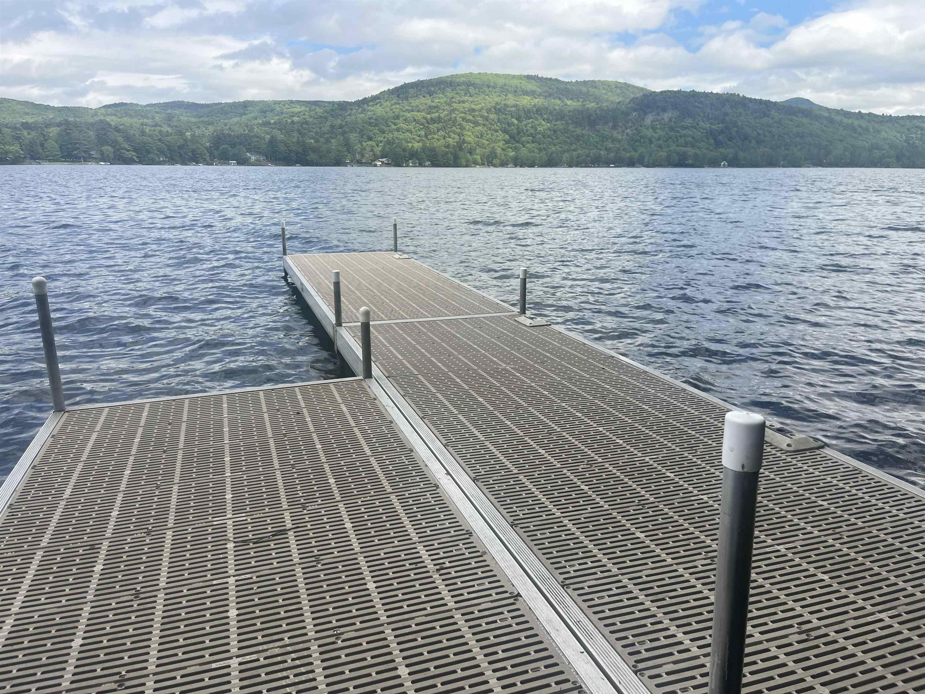 Image 4: NEW BOAT DOCKS INCLUDED Image 4: NEW BOAT DOCKS INCLUDED