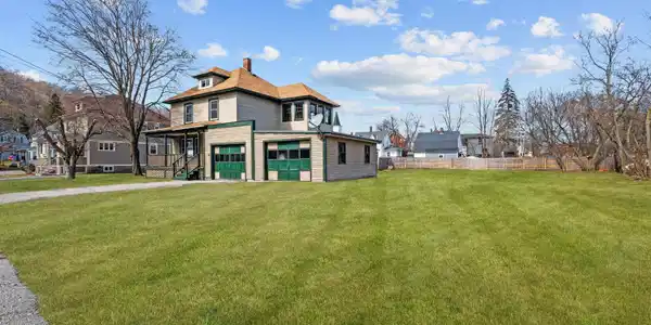26 Viking Street