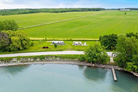 2657 West Shore Road