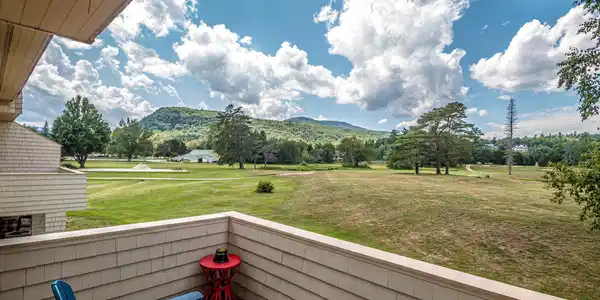 Image 2: Mountain and Golf Course Views Image 2: Mountain and Golf Course Views