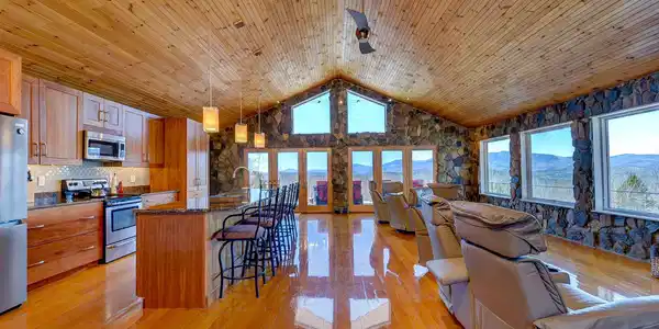 95 Peak Vista Lane