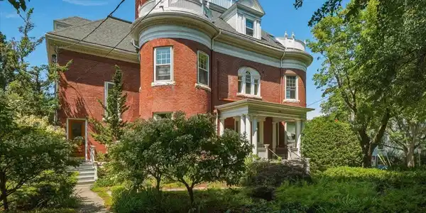 283 South Union Street
